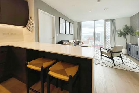 2 bedroom apartment to rent, Viadux, Great Bridgewater Street, M1