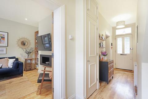 2 bedroom ground floor maisonette for sale, Hemnall Street, Epping