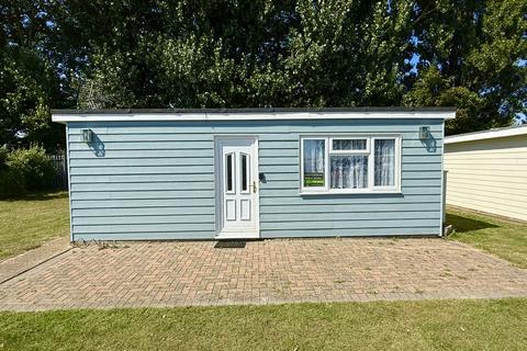 2 bedroom chalet for sale, New Lydd Road, Camber TN31