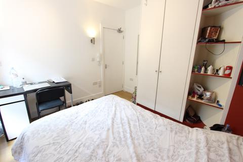 1 bedroom flat to rent, Scala Street, London W1T