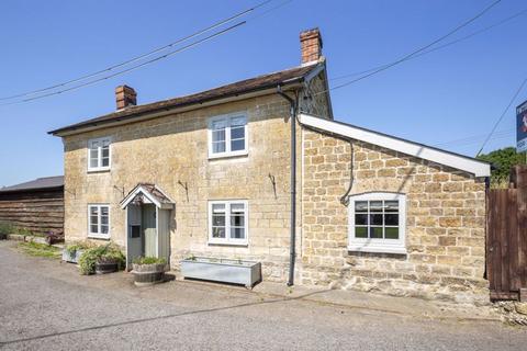 2 bedroom cottage for sale, Head Lane, East Stour SP8