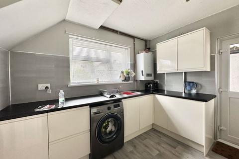 3 bedroom semi-detached house for sale, Frobisher Avenue, Poole BH12