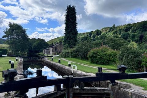 2 bedroom terraced house for sale, Bottomley Road, Todmorden OL14