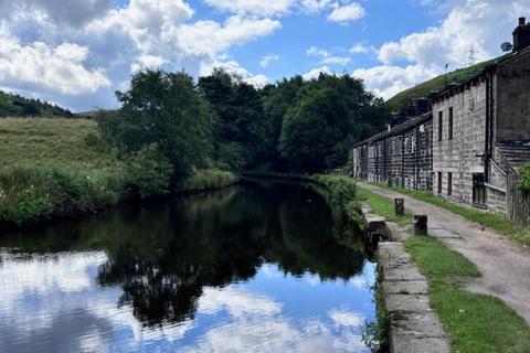 6 Bottomley Road, Todmorden, OL14 6UQ