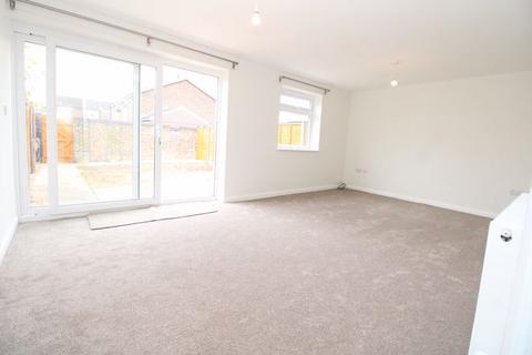 3 bedroom terraced house for sale, Naseby Gardens, St. Neots PE19