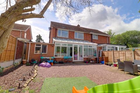 2 Doxey Fields, Stafford, ST16 1HH
