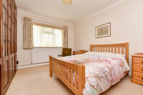 12 Park Close, Strood Green, Betchworth, RH3 7JB