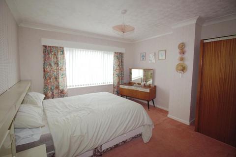 24 Castle Drive, Northborough, Peterborough, PE6 9DG