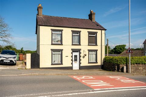 3 bedroom detached house for sale, Bontnewydd, Caernarfon, Gwynedd, LL54