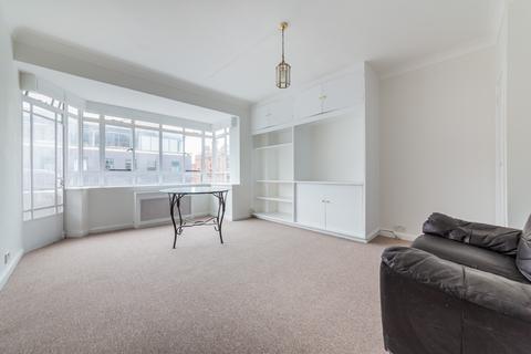 2 bedroom apartment to rent, University Street, London WC1E