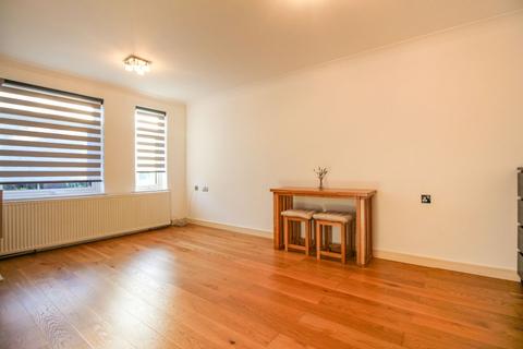 1 bedroom apartment to rent, West Grove, Woodford Green IG8