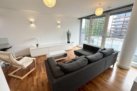 2 bedroom apartment to rent, Leftbank, Manchester, M3