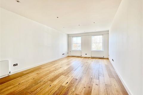 3 bedroom flat for sale, Belsize Terrace, Belsize Village, Belsize Park