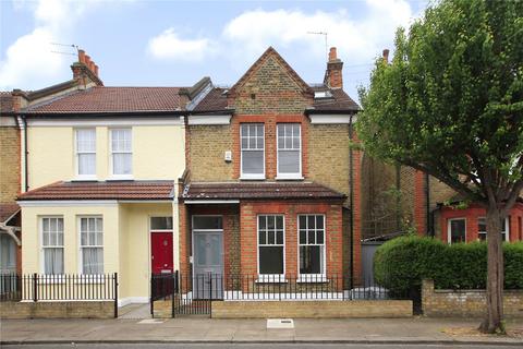 5 bedroom semi-detached house to rent, Cheriton Square, London SW17