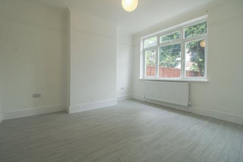 3 bedroom terraced house to rent, Morland Road, Croydon, CR0