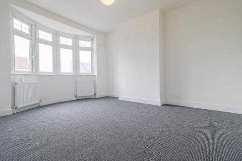 3 bedroom terraced house to rent, Morland Road, Croydon, CR0