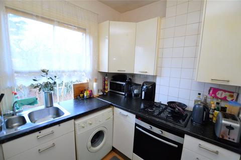 2 bedroom apartment to rent, Thicket Road, London, SE20