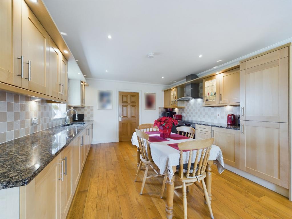 Dining kitchen/Family Room