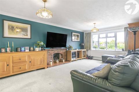 4 bedroom detached house for sale, Emersons Avenue, Hextable, Kent, BR8