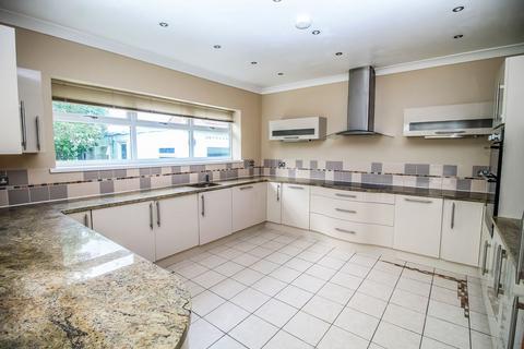 5 bedroom bungalow to rent, Wyvern, Hetton Road, Houghton le Spring, DH5