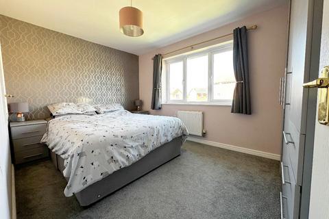 2 bedroom terraced house for sale, Swan Meadow, Chase Meadow, Warwick