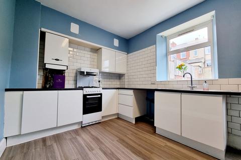 2 bedroom terraced house for sale, Durham Road, Leadgate