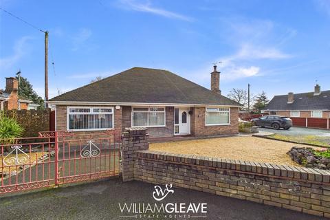 3 bedroom bungalow for sale, Padeswood Road North, Buckley CH7