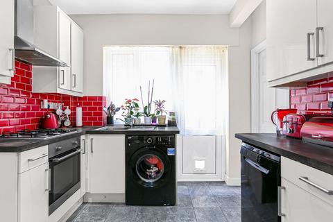 2 bedroom flat for sale, Ashbourne Avenue, Harrow on the Hill