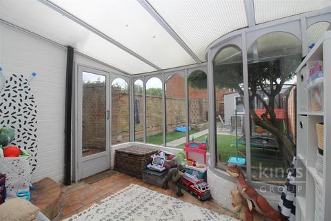 90 Carters Mead, Harlow, CM17 9ES