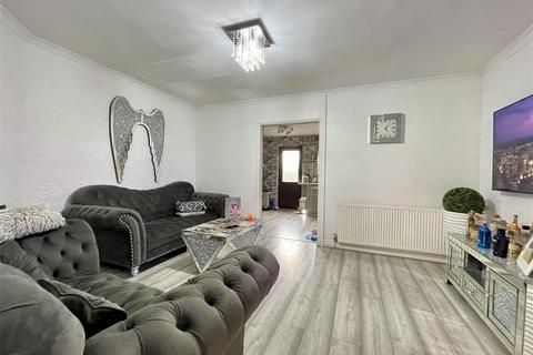 2 bedroom terraced house to rent, Rollason Road, Radford, Coventry