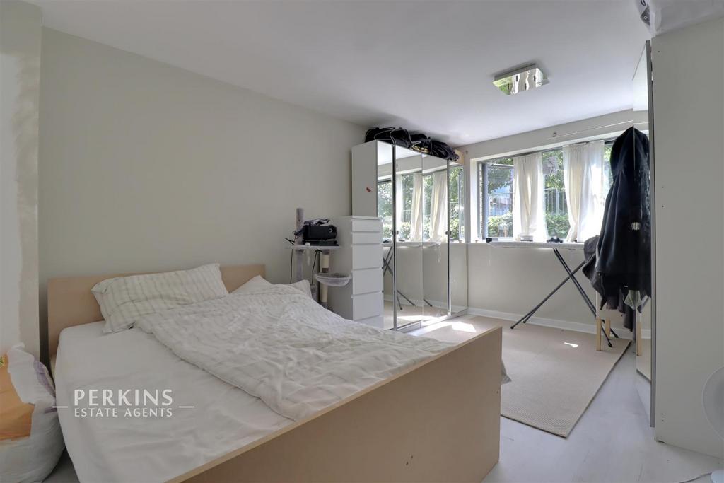 Bedroom2.jpg