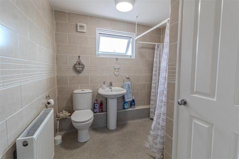 2 Ambergate Road, Nottingham, NG8 3GD