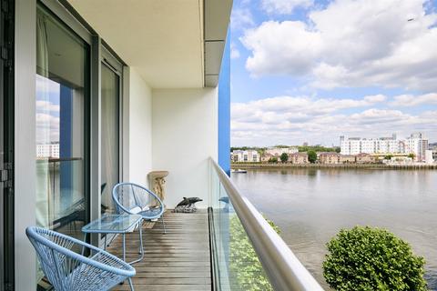 2 bedroom apartment for sale, Riverside Quarter, Wandsworth, SW18