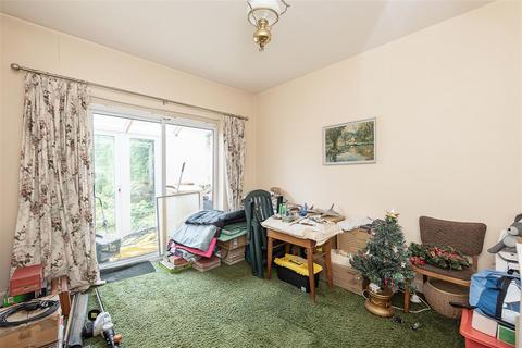 3 bedroom semi-detached house for sale, Hillside Road, Harpenden