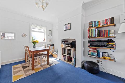 2 bedroom terraced house for sale, Holmesdale Road, London