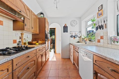 2 bedroom terraced house for sale, Holmesdale Road, London