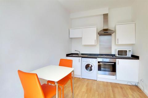 1 bedroom flat to rent, Wrights Lane, London W8