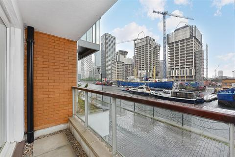 1 bedroom apartment to rent, Antilles Bay, Canary Wharf, E14