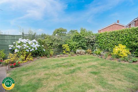 2 bedroom bungalow for sale, Stoops Lane, Doncaster