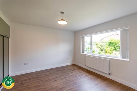 245 Stoops Lane, Bessacarr, Doncaster, DN4 7HT