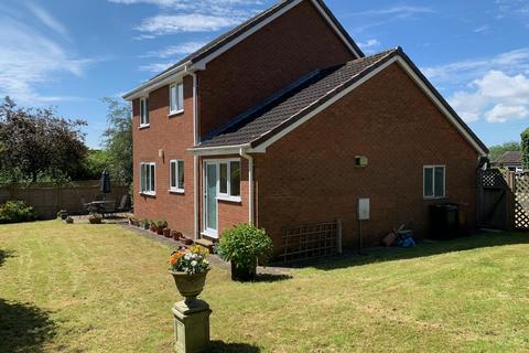 3 bedroom detached house for sale, Northway, Pickering