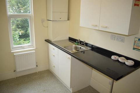 Property to rent, Seymour Gardens, Ilford