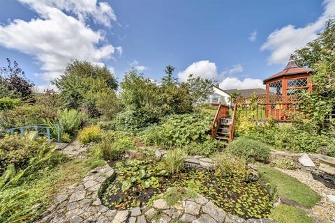19 Barlands Way, Dolton, Winkleigh, EX19 8QB