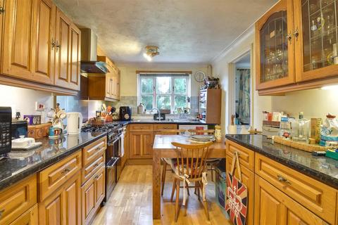 3 bedroom detached house for sale, William Judge Close, Tenterden