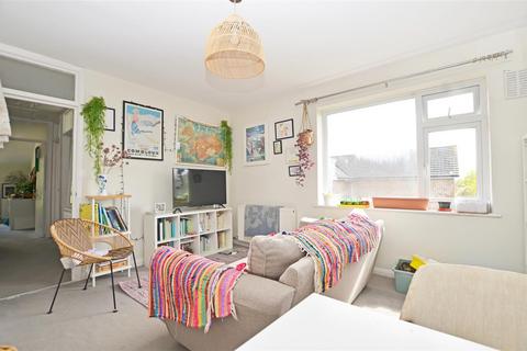 2 bedroom apartment to rent, Fairfax Road, Teddington