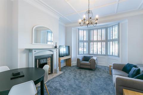 2 bedroom flat to rent, Grosvenor Road, Jesmond, Newcastle upon Tyne