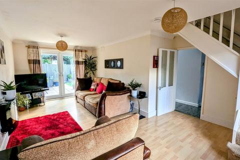 3 bedroom semi-detached house for sale, Smithville Close, Lydney GL15