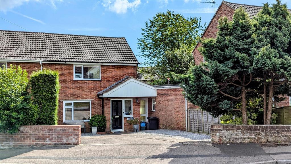 Smithville Close, Lydney GL15 3 bed semidetached house for sale £239,950