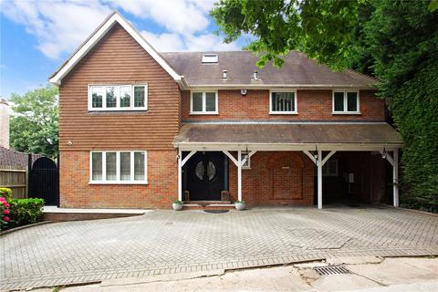 5 bedroom detached house for sale, Firs Walk, Northwood, HA6