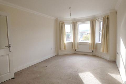 2 bedroom flat to rent, Upperton Road, Eastbourne BN21